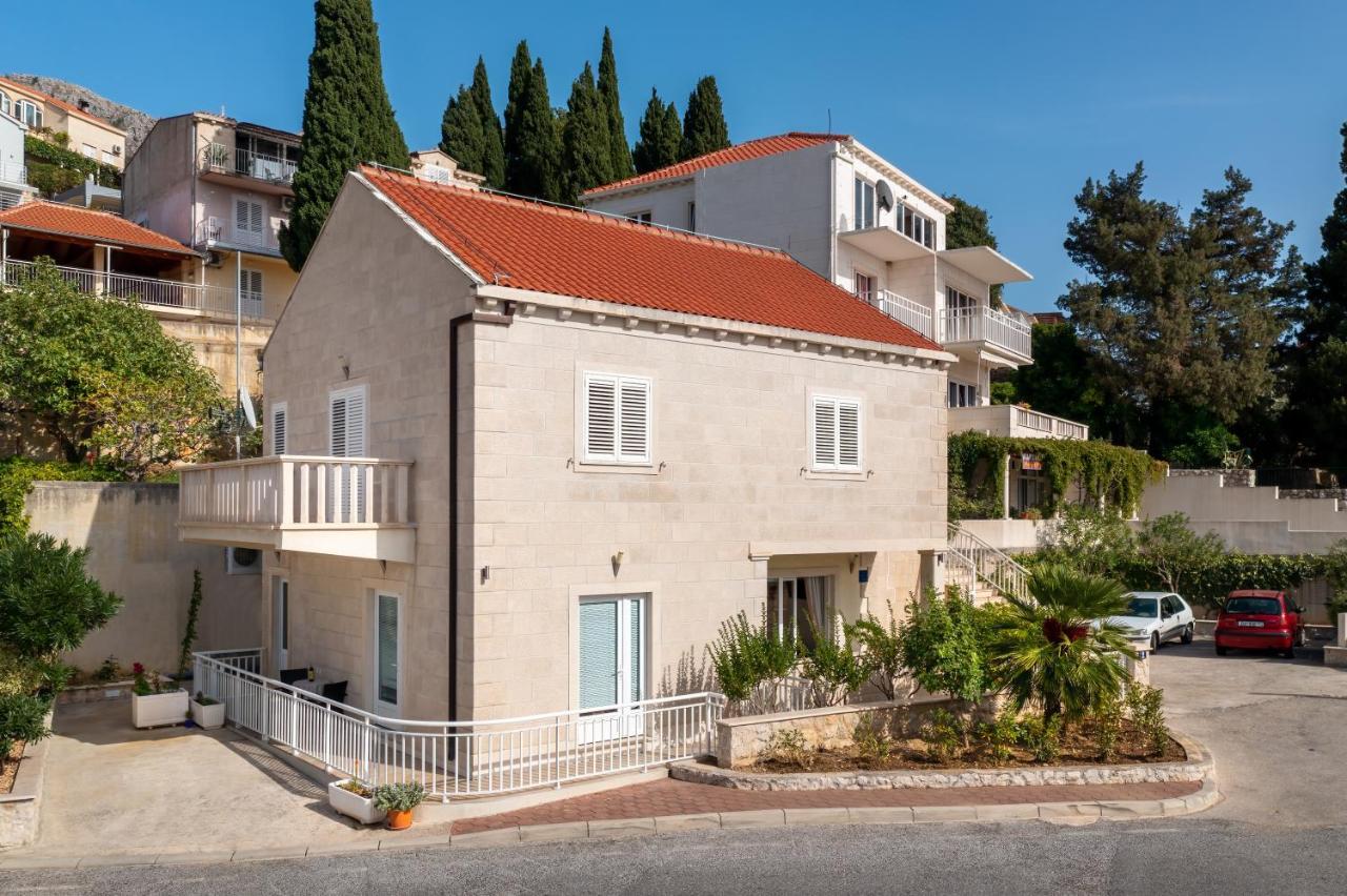 מליני Studio Apartment Brigita מראה חיצוני תמונה
